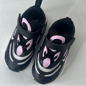 NIKE AIR MAX GIRLS SNEAKERS EXOSENSE BLACK/PINK SHOE 7C